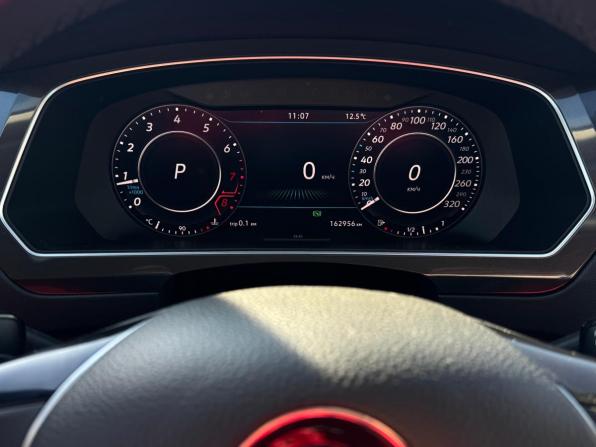 Volkswagen Tiguan II с пробегом 2018 года, цена 2 539 000 рублей, 162841 км, внедорожник, Автокод Объявления