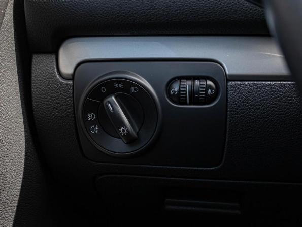 Volkswagen Golf VI с пробегом 2011 года, цена 829 000 рублей, 142020 км, хэтчбек, Автокод Объявления