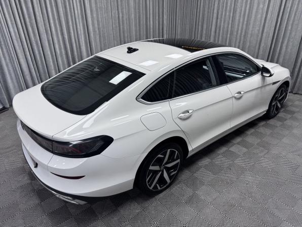 Volkswagen Lamando II с пробегом 2022 года, цена 2 850 000 рублей, 51744 км, лифтбек, Автокод Объявления