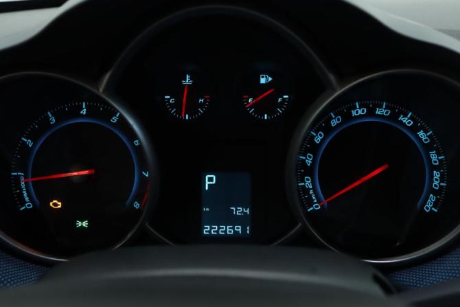 Chevrolet Cruze I Рестайлинг с пробегом 2013 года, цена 649 000 рублей, 222690 км, хэтчбек, Автокод Объявления