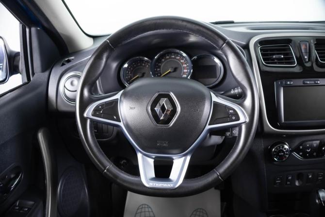 Renault Sandero II Рестайлинг с пробегом 2018 года, цена 1 349 000 рублей, 87200 км, хэтчбек, Автокод Объявления
