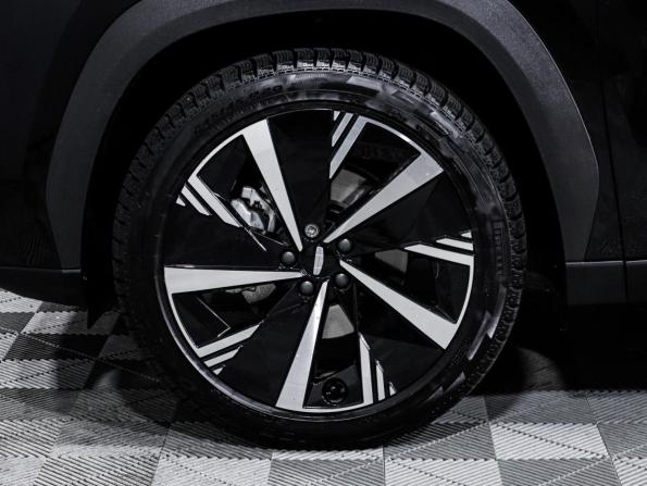 Geely Atlas II с пробегом 2024 года, цена 3 300 000 рублей, 13800 км, внедорожник, Автокод Объявления
