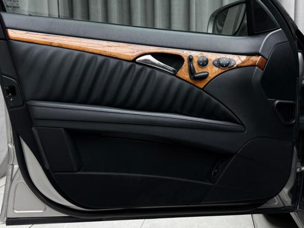 Mercedes-Benz E-Класс III (W211 S211) Рестайлинг с пробегом 2007 года, цена 1 149 000 рублей, 166723 км, седан, Автокод Объявления