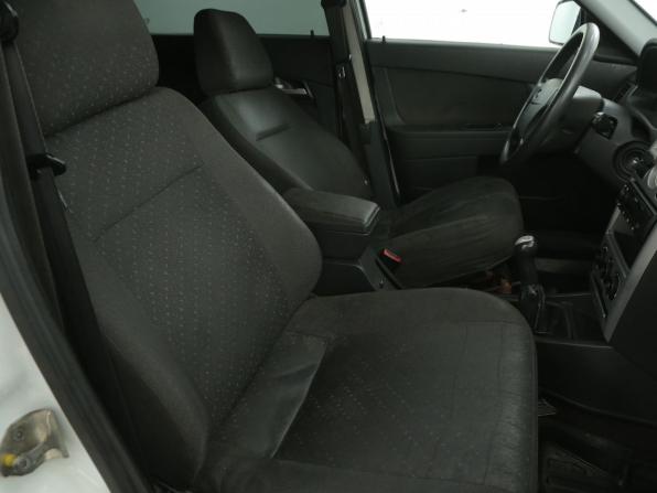 Lada (ВАЗ) Priora I с пробегом 2012 года, цена 199 000 рублей, 212011 км, универсал, Автокод Объявления