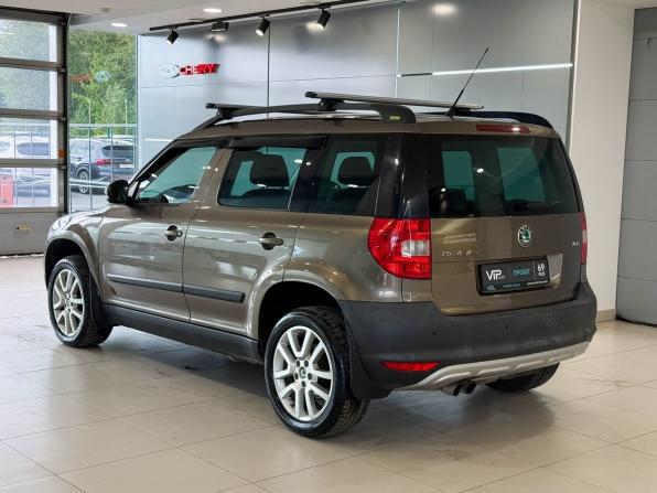 Skoda Yeti I с пробегом 2010 года, цена 845 000 рублей, 243204 км, внедорожник, Автокод Объявления