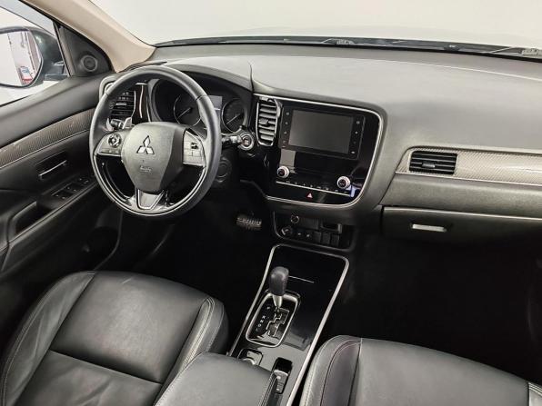 Mitsubishi Outlander III Рестайлинг 3 с пробегом 2020 года, цена 1 999 000 рублей, 188451 км, внедорожник, Автокод Объявления