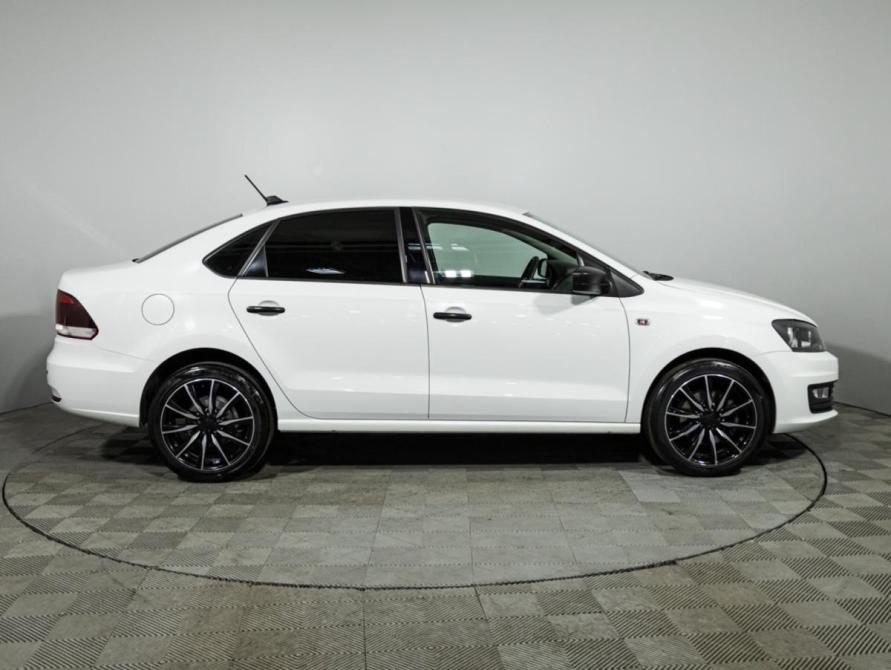 Volkswagen Polo V Рестайлинг Санкт-Петербург  - изображение 4