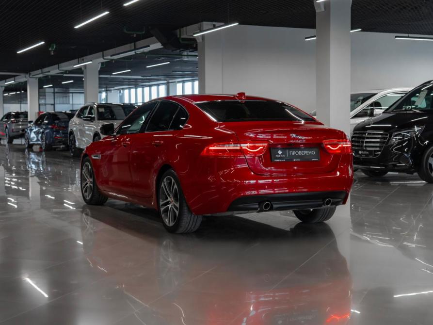 Jaguar XE I Москва  - изображение 5