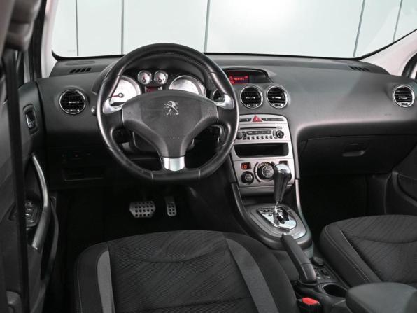 Peugeot 408 I с пробегом 2015 года, цена 839 000 рублей, 126032 км, седан, Автокод Объявления
