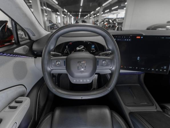 Zeekr 007 с пробегом 2024 года, цена 3 970 000 рублей, 34900 км, седан, Автокод Объявления