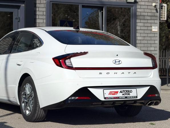 Hyundai Sonata VIII (DN8) с пробегом 2022 года, цена 3 330 000 рублей, 9200 км, седан, Автокод Объявления
