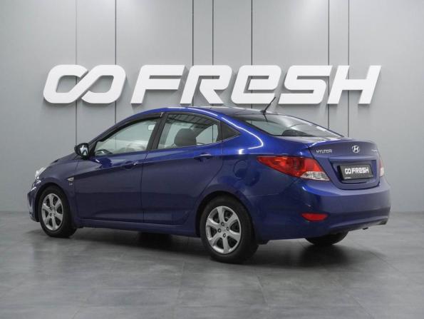 Hyundai Solaris I с пробегом 2013 года, цена 949 000 рублей, 115543 км, седан, Автокод Объявления