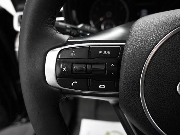 Kia K5 III с пробегом 2021 года, цена 2 295 000 рублей, 107460 км, седан, Автокод Объявления