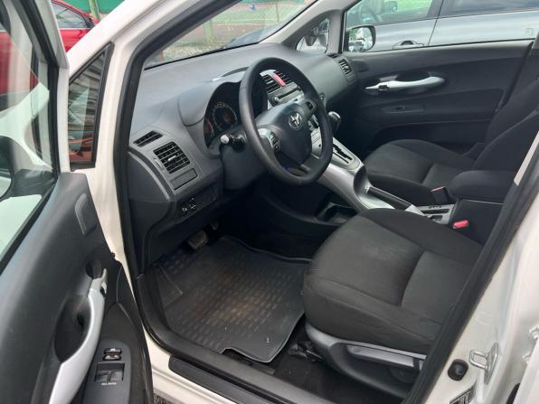 Toyota Auris I Рестайлинг с пробегом 2011 года, цена 997 000 рублей, 162000 км, хэтчбек, Автокод Объявления