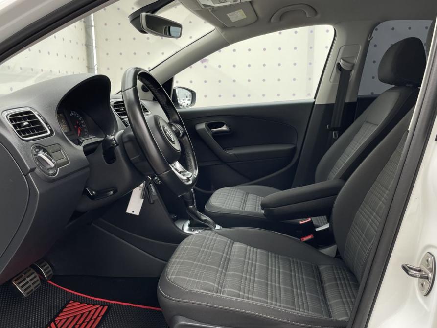 Volkswagen Polo V Рестайлинг Тамбов  - изображение 11