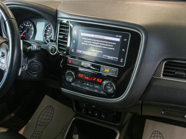 Mitsubishi Outlander III Рестайлинг 3 с пробегом 2019 года, цена 2 536 000 рублей, 144830 км, внедорожник, Автокод Объявления