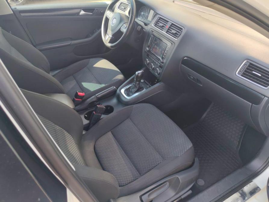 Volkswagen Jetta VI Оренбург  - изображение 12