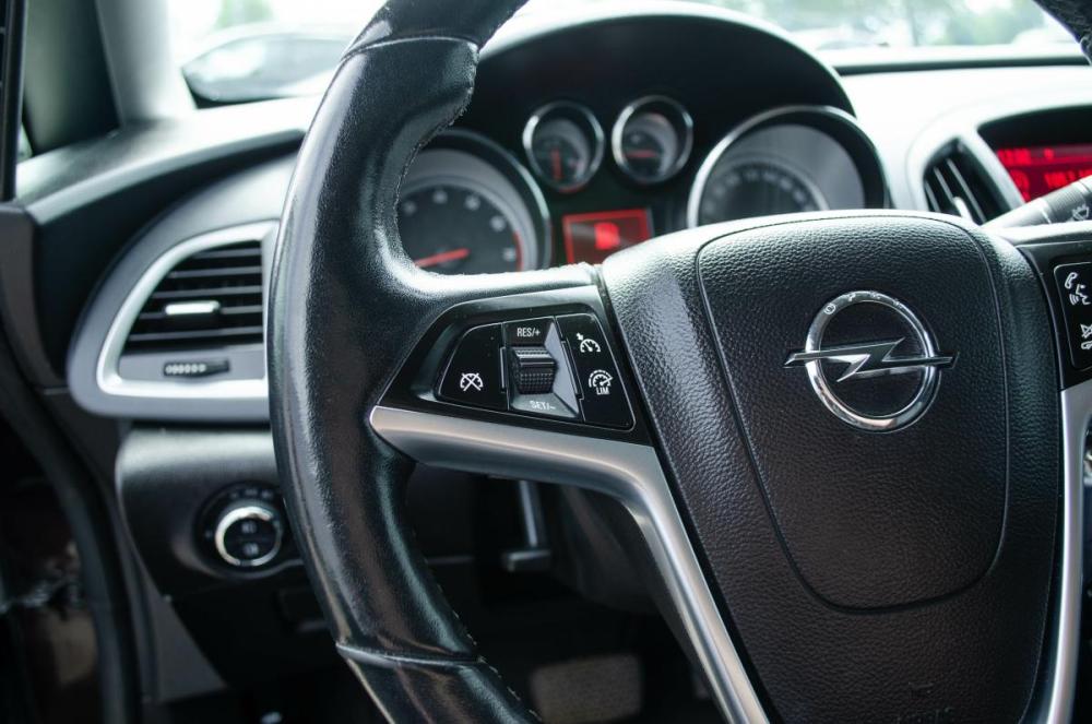 Opel Astra J Рестайлинг Курган  - изображение 11