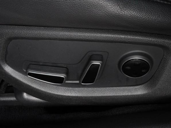 Hyundai Genesis II с пробегом 2014 года, цена 2 075 000 рублей, 225974 км, седан, Автокод Объявления