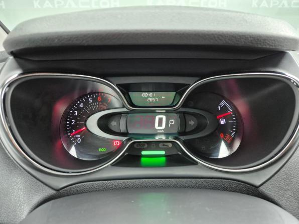 Renault Kaptur I с пробегом 2017 года, цена 1 060 000 рублей, 180481 км, внедорожник, Автокод Объявления