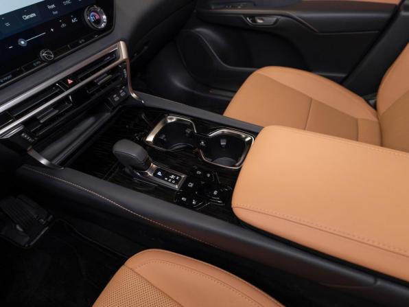 Lexus RX V с пробегом 2026 года, цена 8 350 000 рублей, 220 км, внедорожник, Автокод Объявления