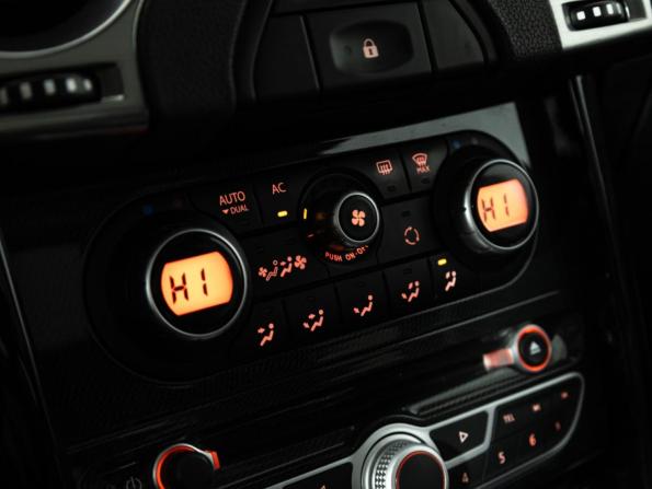 Renault Koleos I Рестайлинг с пробегом 2012 года, цена 929 585 рублей, 306115 км, внедорожник, Автокод Объявления