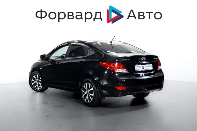 Hyundai Solaris I с пробегом 2014 года, цена 949 000 рублей, 185110 км, седан, Автокод Объявления