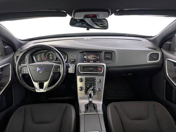 Volvo S60 II Рестайлинг с пробегом 2017 года, цена 2 150 000 рублей, 53376 км, седан, Автокод Объявления