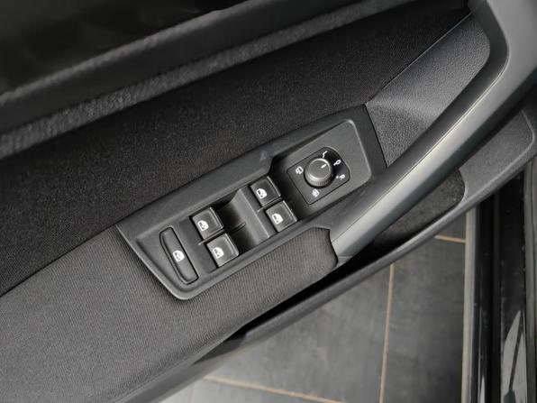 Volkswagen Tiguan II с пробегом 2020 года, цена 2 555 000 рублей, 71745 км, внедорожник, Автокод Объявления