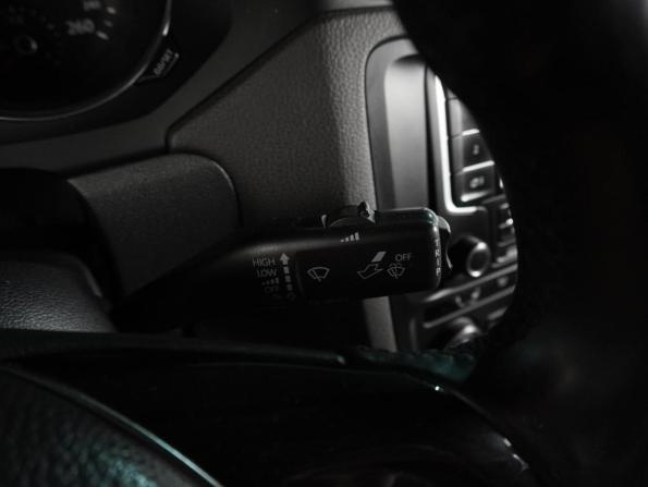 Volkswagen Jetta VI Рестайлинг с пробегом 2015 года, цена 1 050 000 рублей, 186183 км, седан, Автокод Объявления