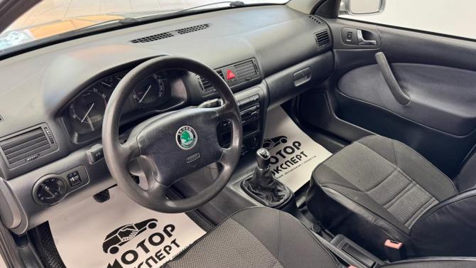 Skoda Octavia I (A4) Рестайлинг с пробегом 2002 года, цена 320 000 рублей, 343765 км, седан, Автокод Объявления