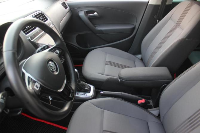Volkswagen Polo V Рестайлинг с пробегом 2017 года, цена 1 055 000 рублей, 148203 км, седан, Автокод Объявления