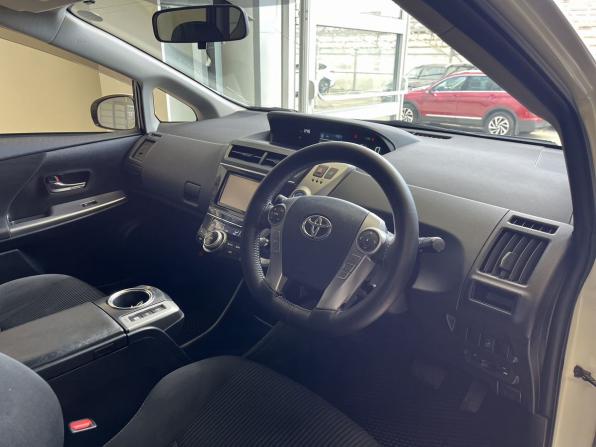 Toyota Prius Alpha I (ZVW40/41) Рестайлинг с пробегом 2015 года, цена 1 410 000 рублей, 180000 км, универсал, Автокод Объявления