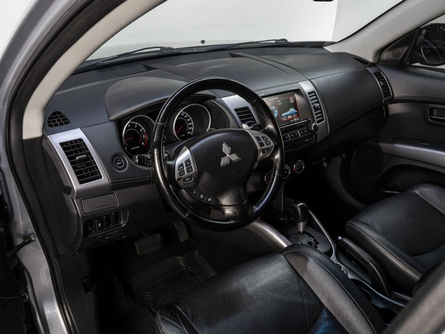 Mitsubishi Outlander II Рестайлинг Тюмень  - изображение 10