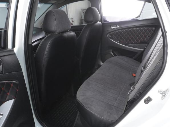 Hyundai Solaris I Рестайлинг с пробегом 2015 года, цена 870 000 рублей, 153669 км, седан, Автокод Объявления