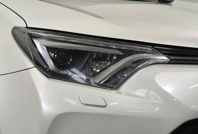 Toyota RAV4 IV (XA40) Рестайлинг с пробегом 2017 года, цена 2 620 000 рублей, 137000 км, внедорожник, Автокод Объявления