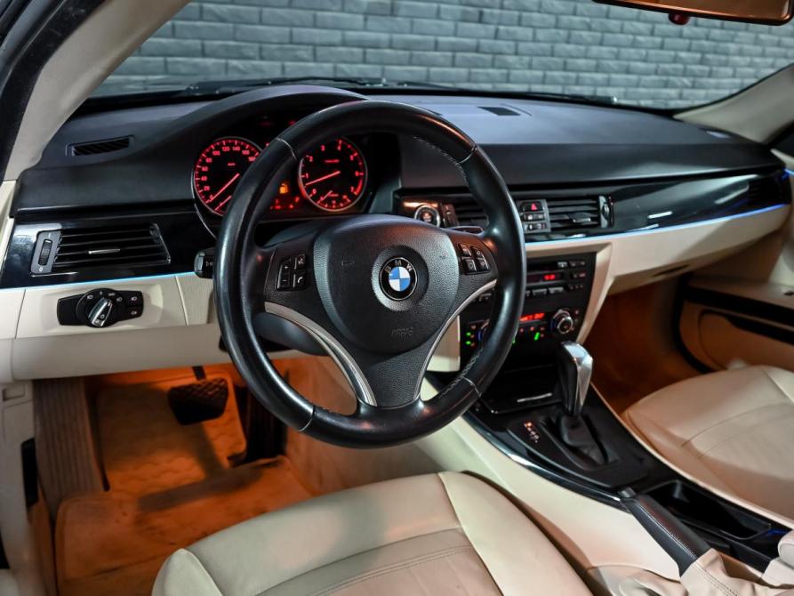 BMW 3 серии V (E90/E91/E92/E93) Рестайлинг Екатеринбург  - изображение 13