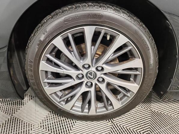 Lexus ES VII с пробегом 2020 года, цена 3 675 000 рублей, 131952 км, седан, Автокод Объявления