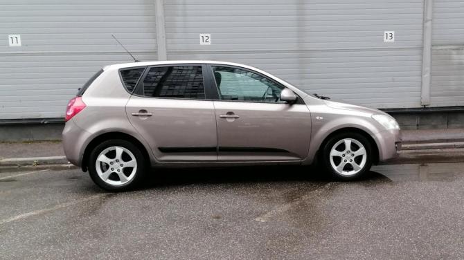 Kia Ceed I с пробегом 2008 года, цена 399 000 рублей, 283614 км, хэтчбек, Автокод Объявления