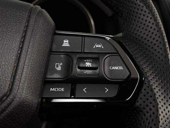 Toyota Land Cruiser 200 Series с пробегом 2011 года, цена 2 450 000 рублей, 443265 км, внедорожник, Автокод Объявления