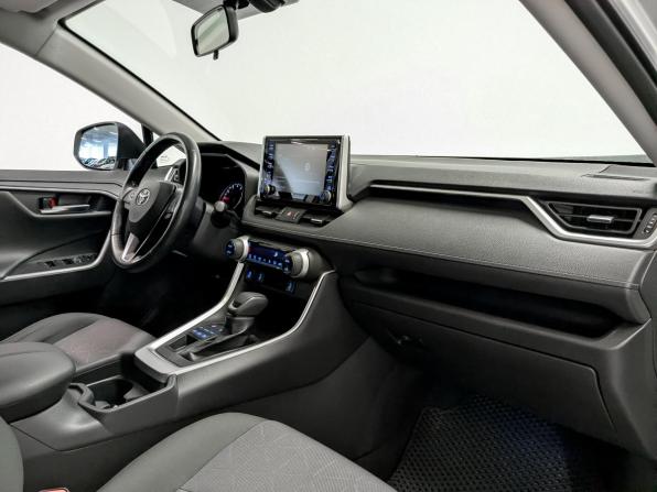 Toyota RAV4 V (XA50) с пробегом 2019 года, цена 3 045 000 рублей, 118733 км, внедорожник, Автокод Объявления