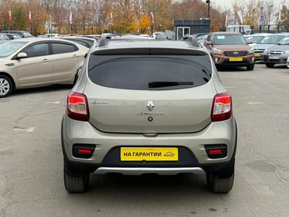 Renault Sandero II с пробегом 2017 года, цена 729 000 рублей, 110212 км, хэтчбек, Автокод Объявления