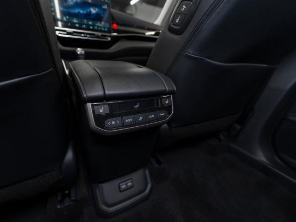 Toyota Highlander IV (XU70) с пробегом 2026 года, цена 5 400 000 рублей, 50 км, внедорожник, Автокод Объявления