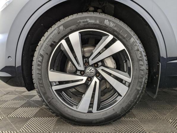 Volkswagen Touareg III с пробегом 2018 года, цена 5 650 000 рублей, 106505 км, внедорожник, Автокод Объявления