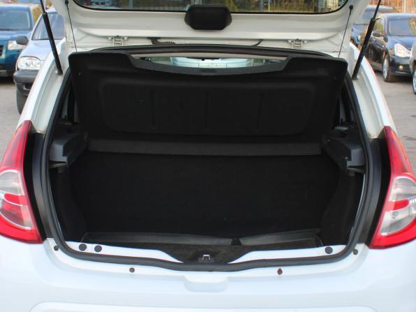 Renault Sandero I с пробегом 2013 года, цена 379 000 рублей, 225301 км, хэтчбек, Автокод Объявления