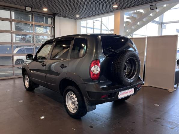 Chevrolet Niva I Рестайлинг с пробегом 2017 года, цена 830 000 рублей, 83928 км, внедорожник, Автокод Объявления