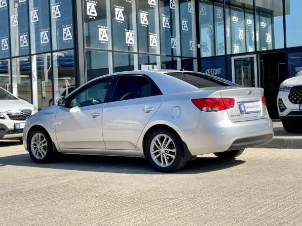 Kia Cerato II с пробегом 2012 года, цена 890 000 рублей, 187600 км, седан, Автокод Объявления