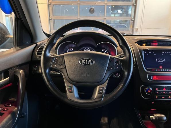 Kia Sorento II Рестайлинг с пробегом 2017 года, цена 2 118 000 рублей, 161236 км, внедорожник, Автокод Объявления