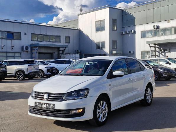 Volkswagen Polo V Рестайлинг с пробегом 2016 года, цена 955 000 рублей, 159411 км, седан, Автокод Объявления