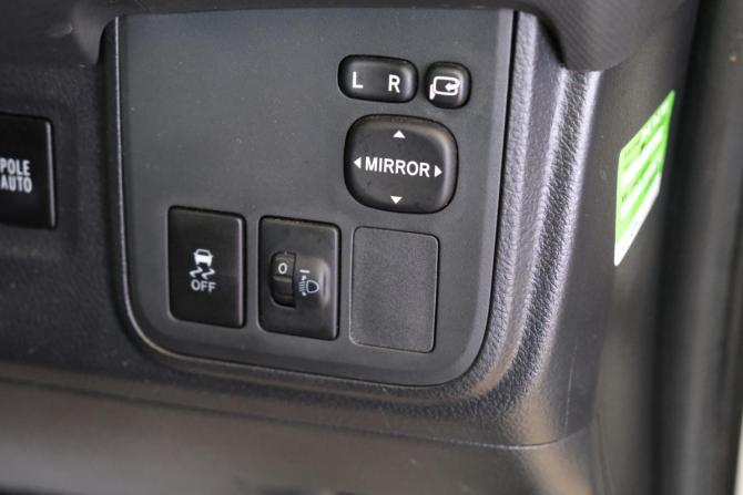 Toyota Wish II с пробегом 2009 года, цена 1 439 000 рублей, 110000 км, минивэн, Автокод Объявления